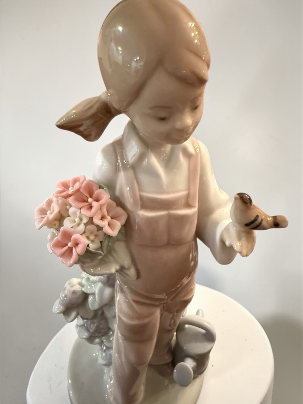 Authentic Retired LLADRO #5217 "Spring" Girl with Bird & Flowers - Picture 5 of 7